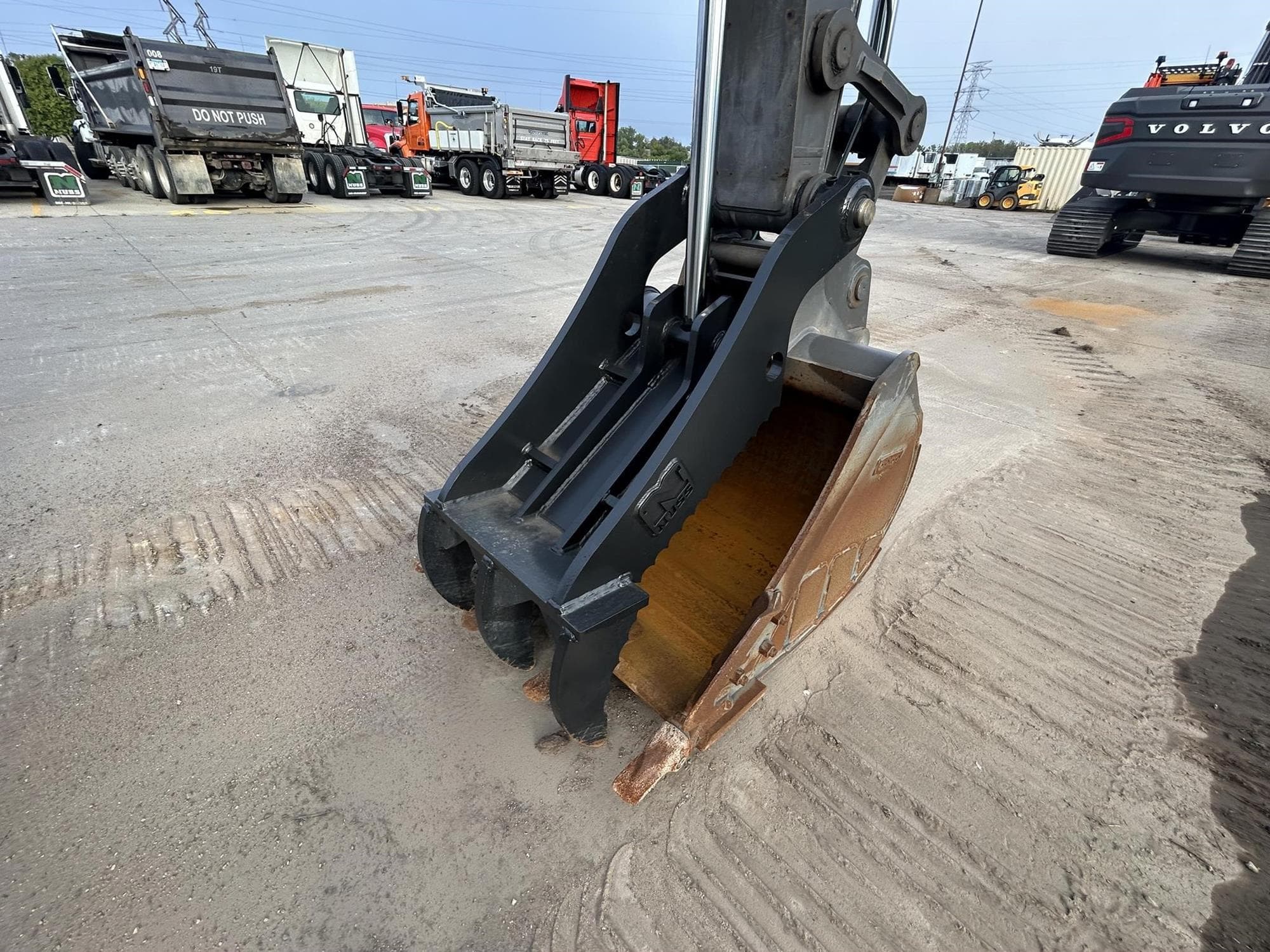 VOLVO EC140EL 2fgpcra.jpeg