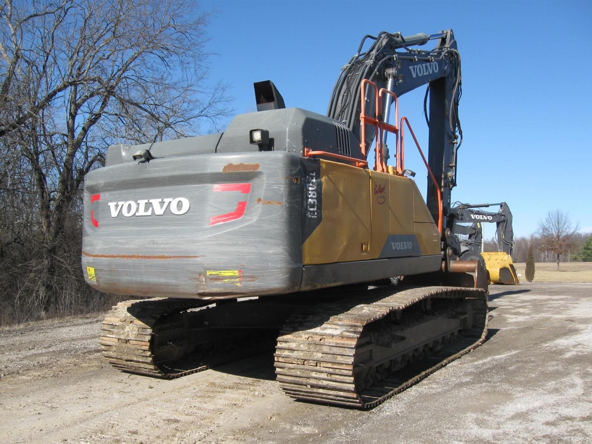 VOLVO EC380EL AAtAiOW.jpeg