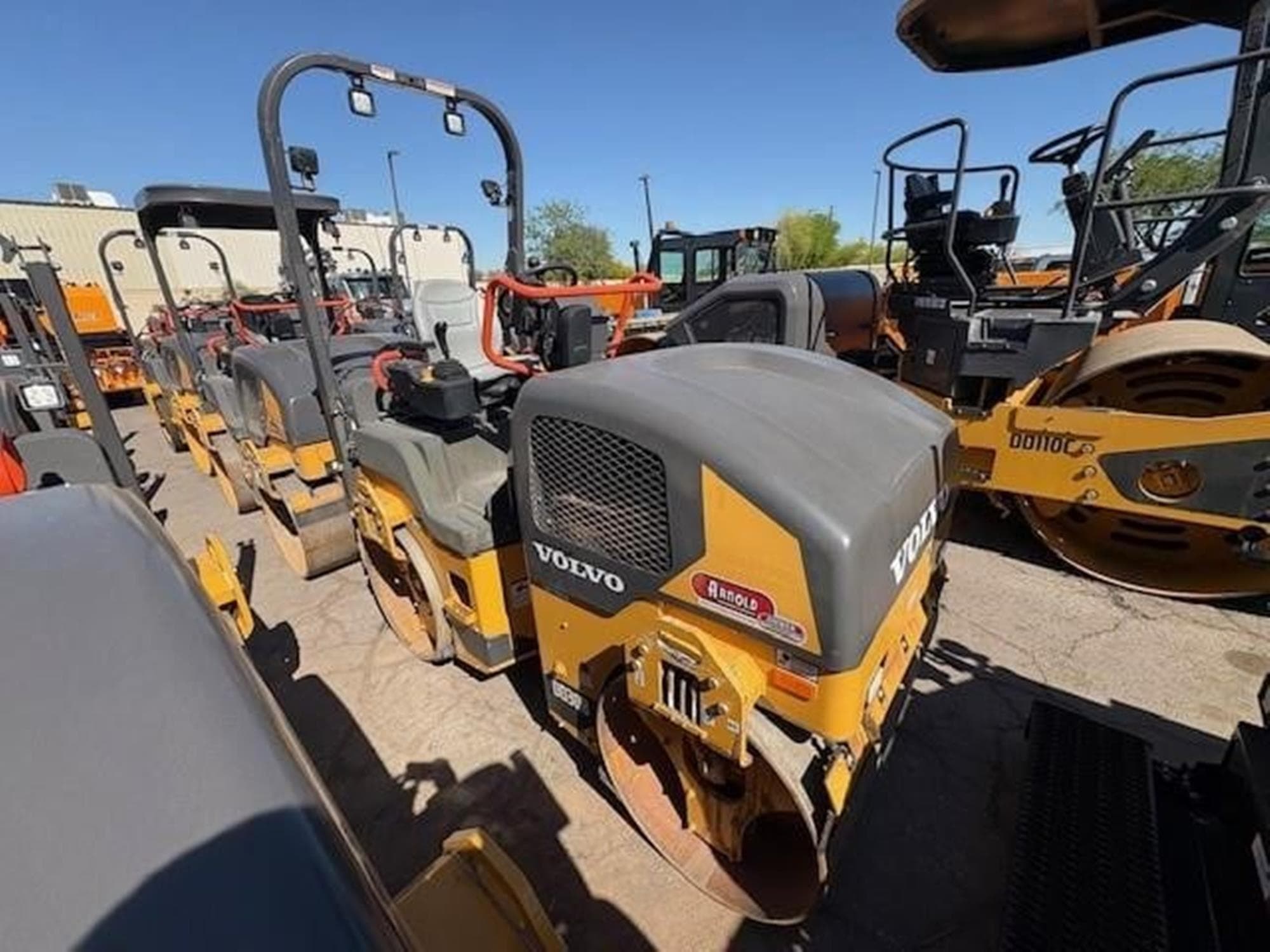 VOLVO DD30B 26X3pYy.jpeg