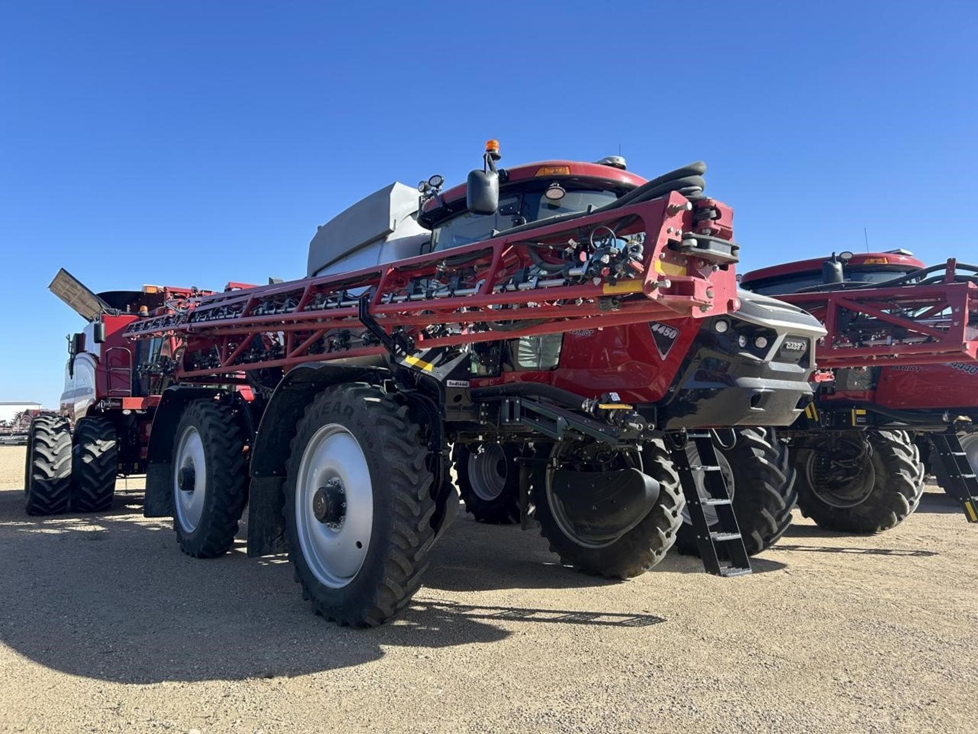 CASE IH PATRIOT 4450 8KODSyK.jpeg