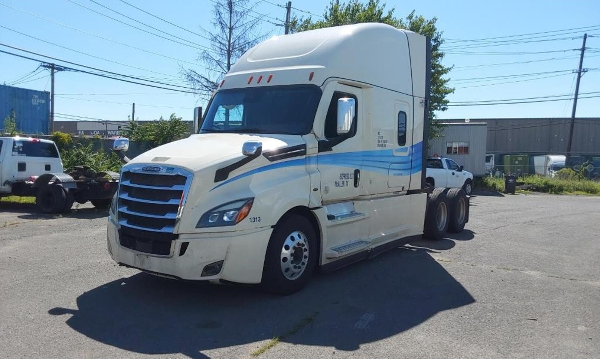 FREIGHTLINER CASCADIA 126 55ATjk0.jpeg