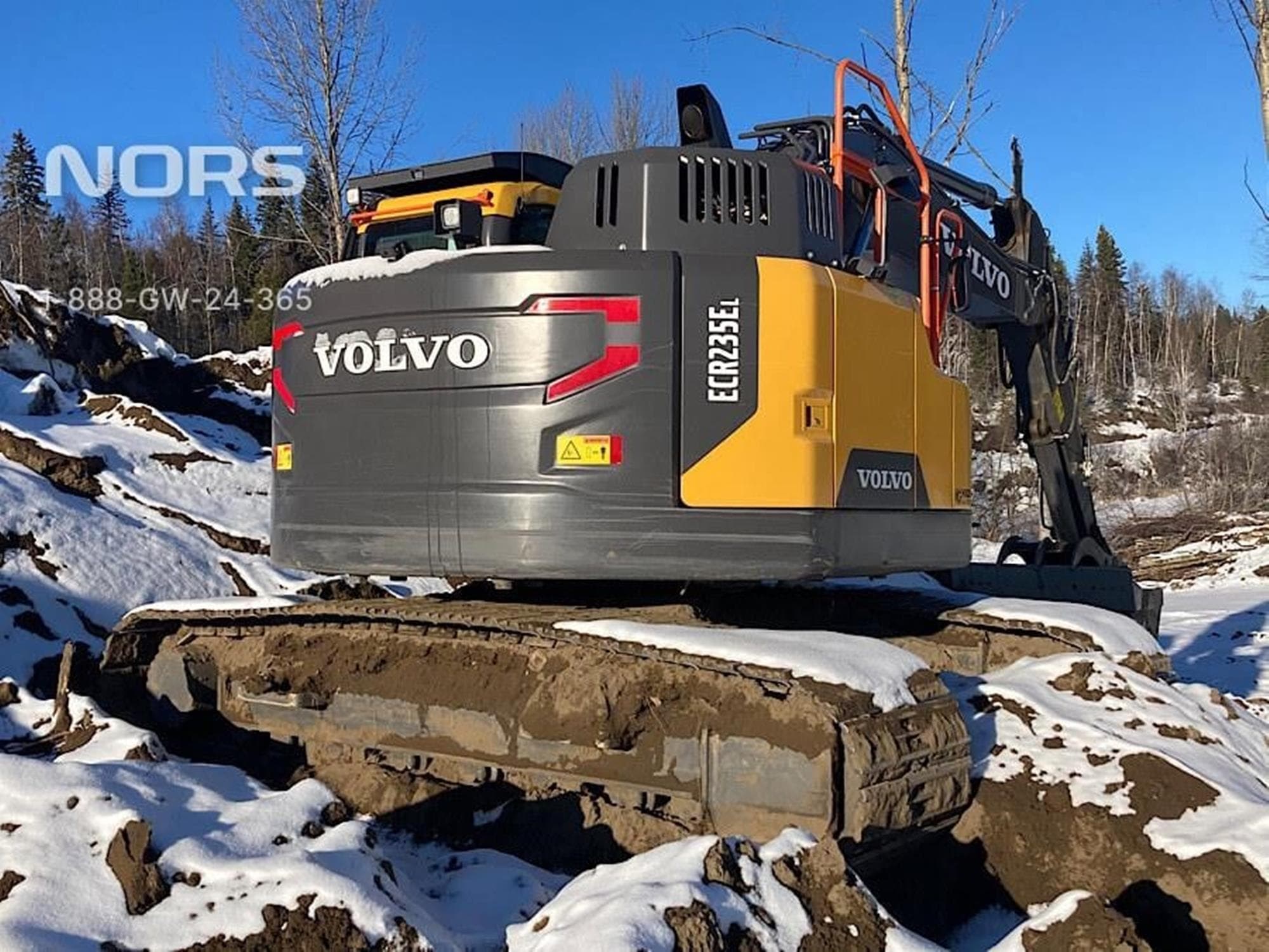 VOLVO ECR235EL tBA94dy.jpeg