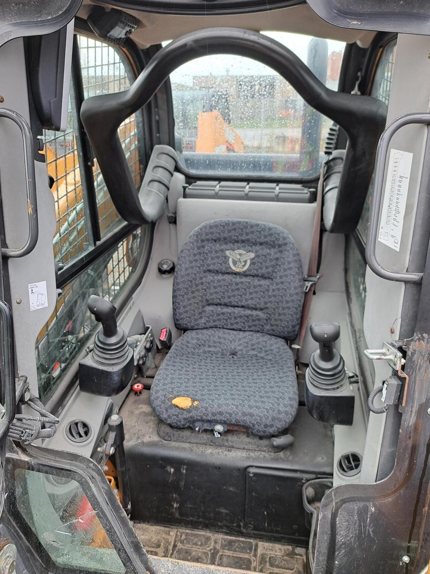 CASE SV280B i83eS2w.jpeg