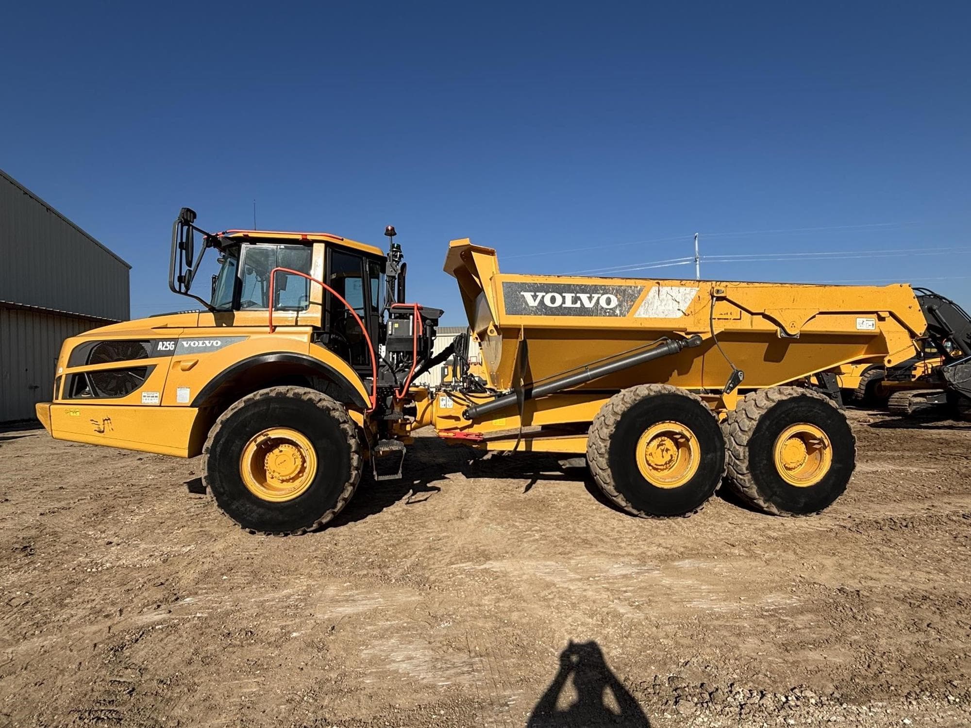VOLVO A25G pjSgzYn.jpeg