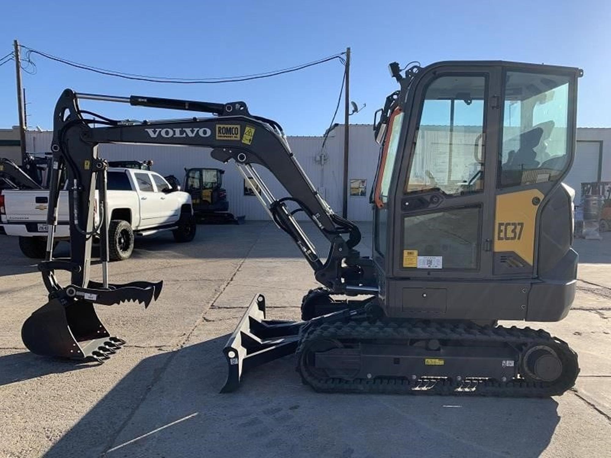 VOLVO EC37F LseaeM3.jpeg