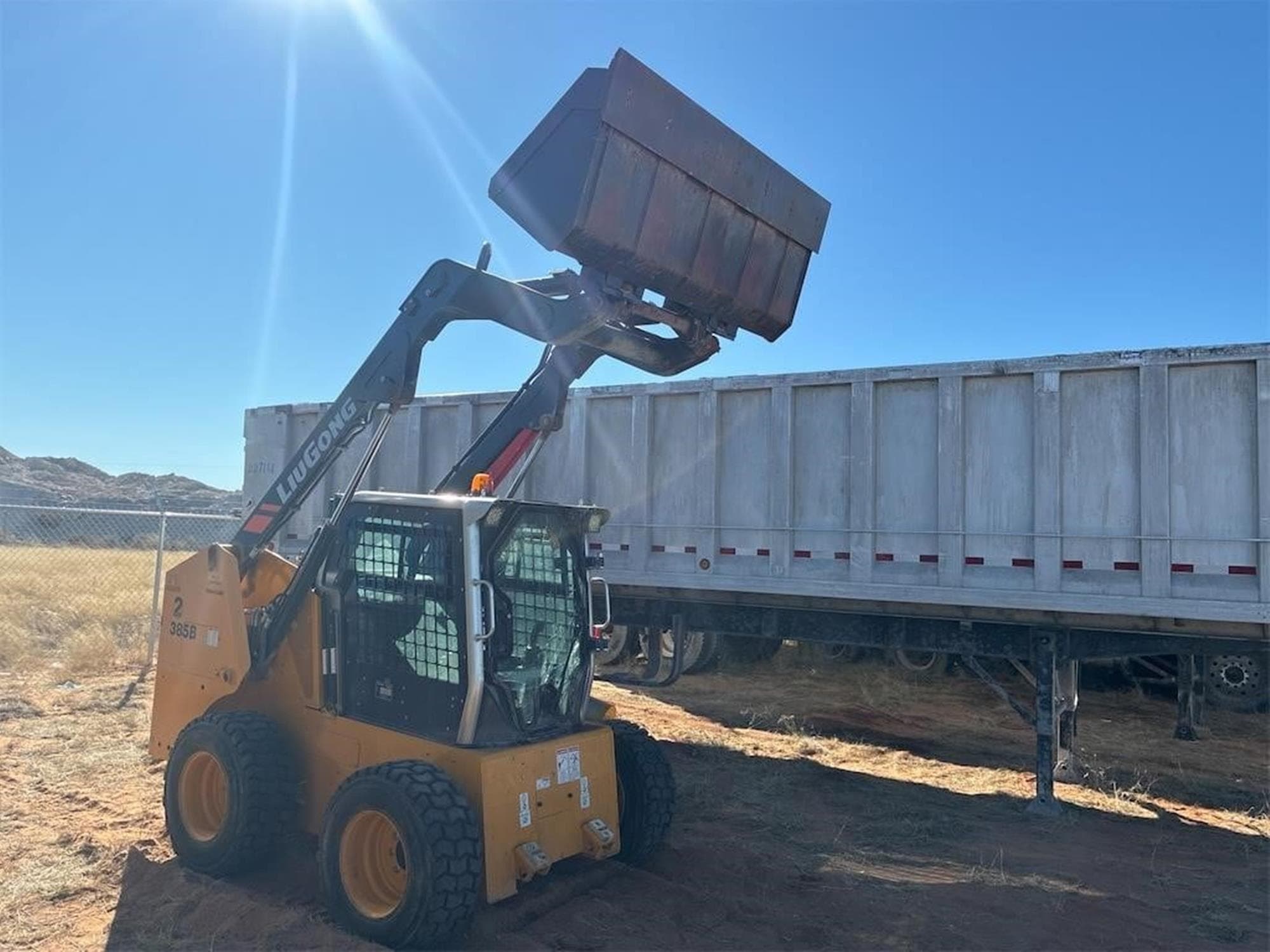 LIUGONG 385B ThvKfwR.jpeg