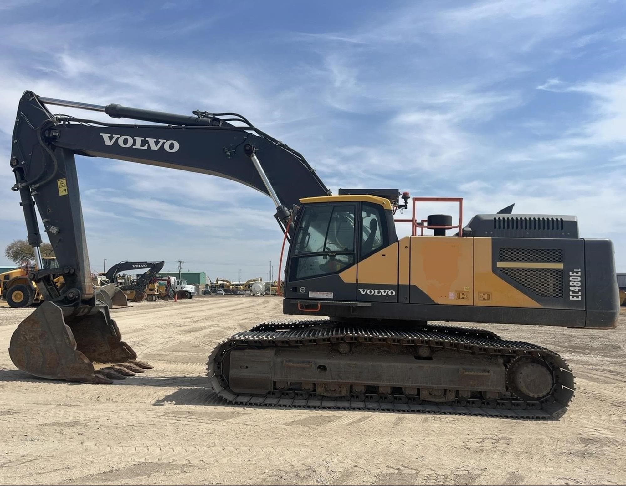 VOLVO EC480EL 2n%2bAq.jpeg