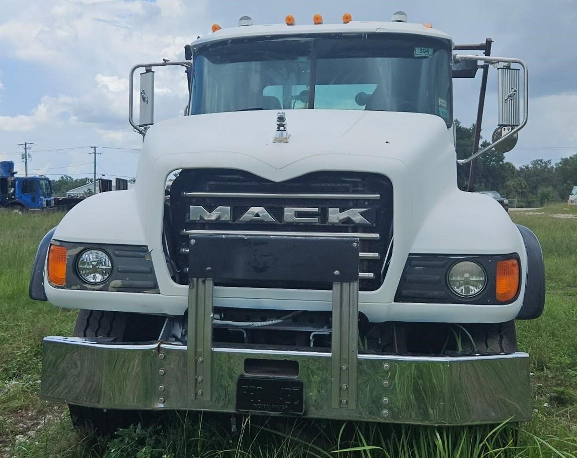 MACK GRANITE CV713 bl3KYsx.jpeg