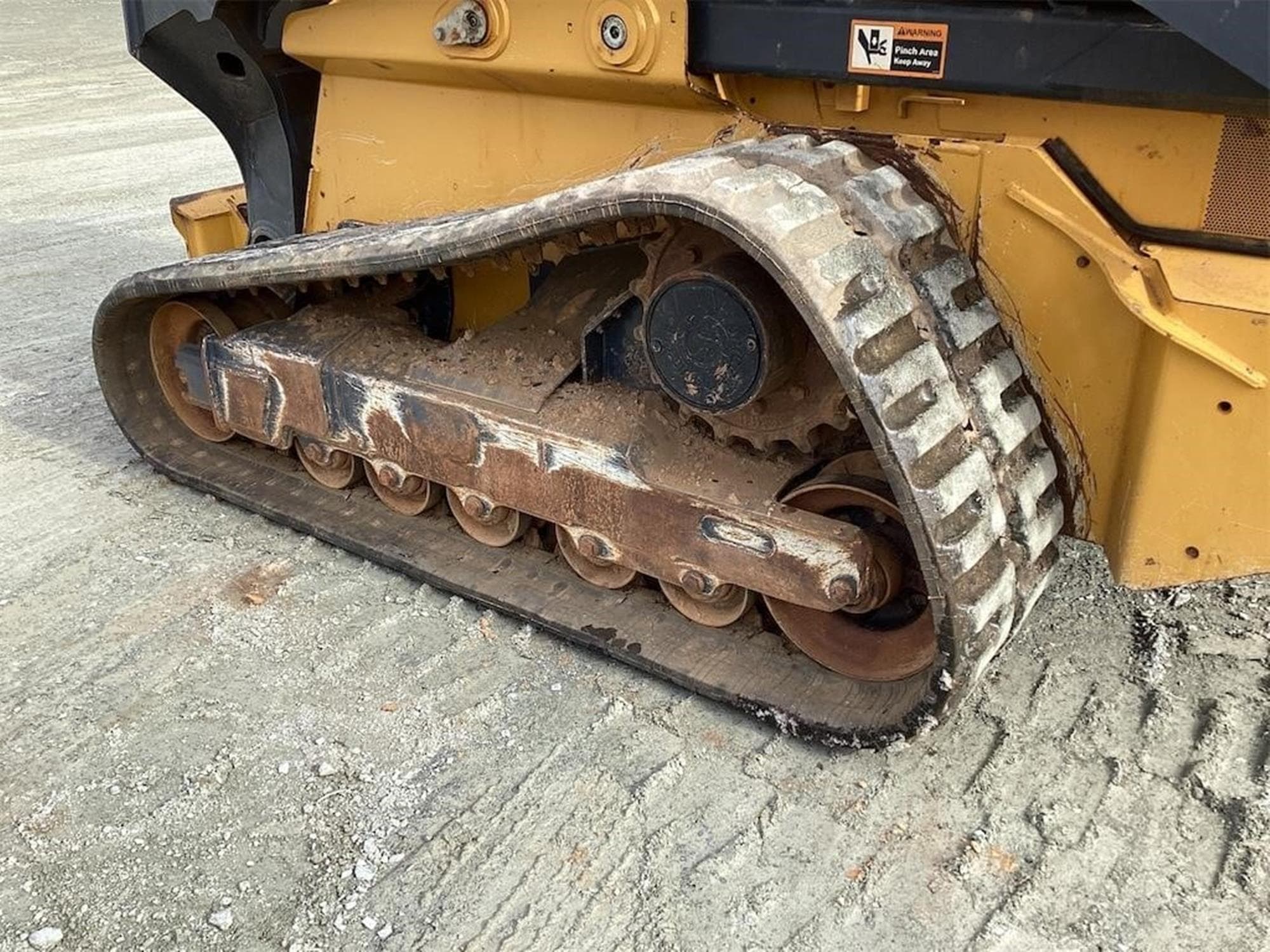 DEERE 331G nrWepra.jpeg