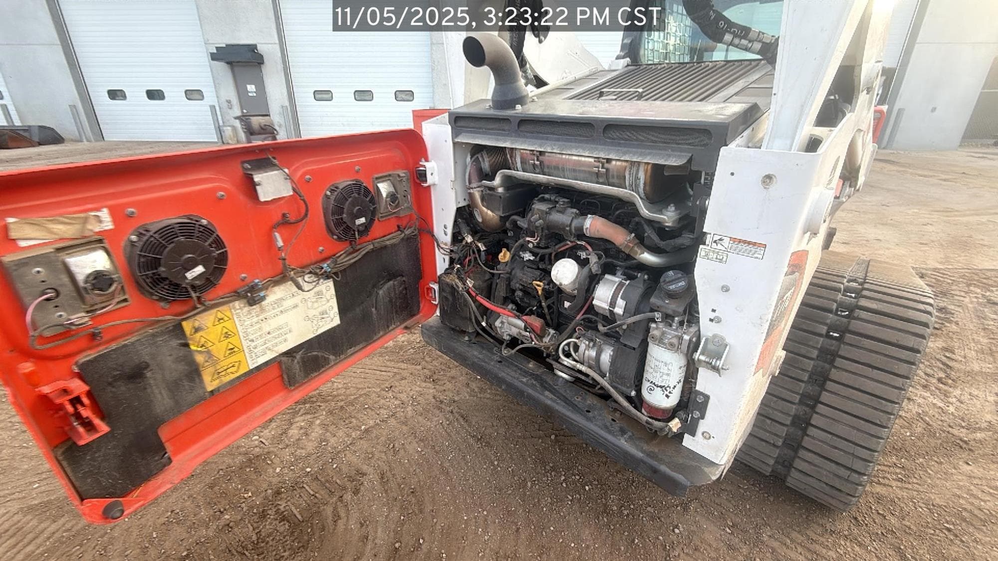 BOBCAT T770 gyPakb1.jpeg