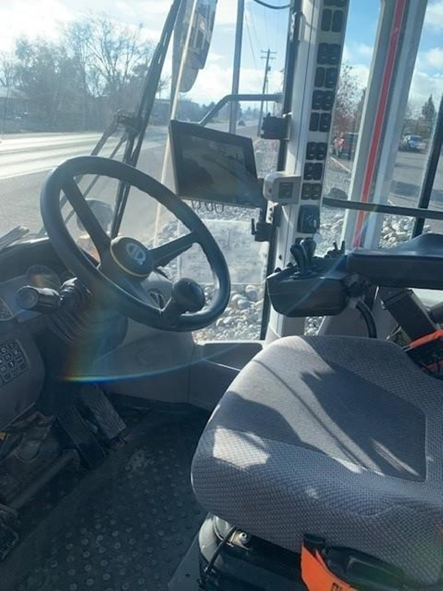 VOLVO L70H 1LM6qpe.jpeg