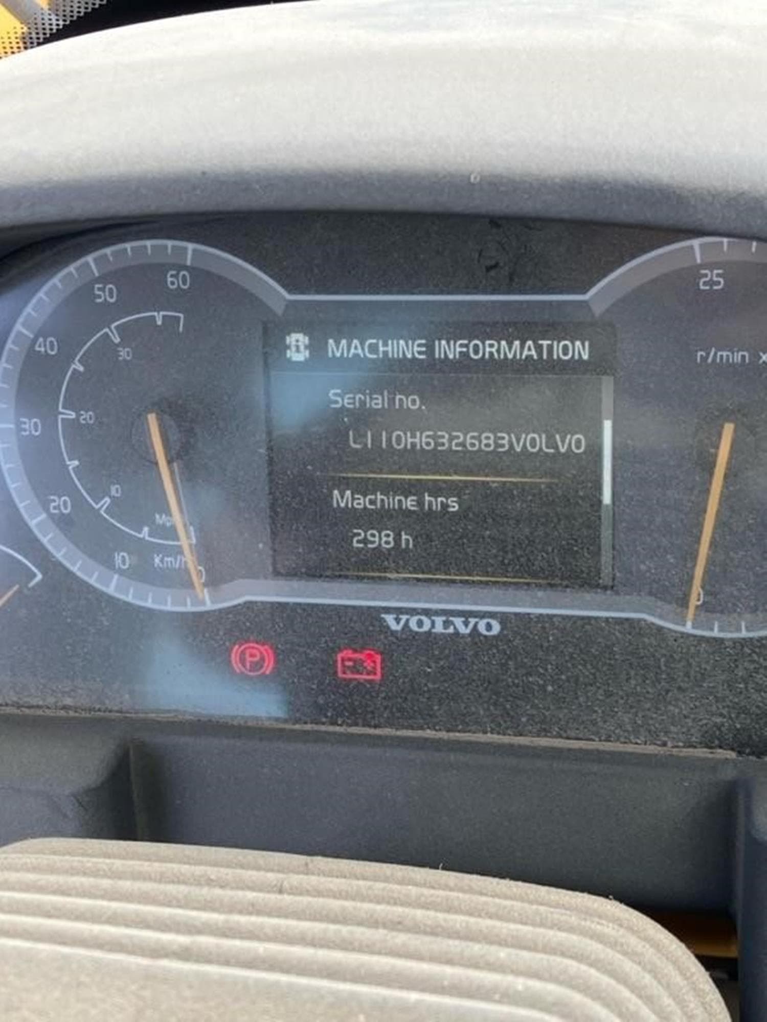 VOLVO L110H wxWobPI.jpeg