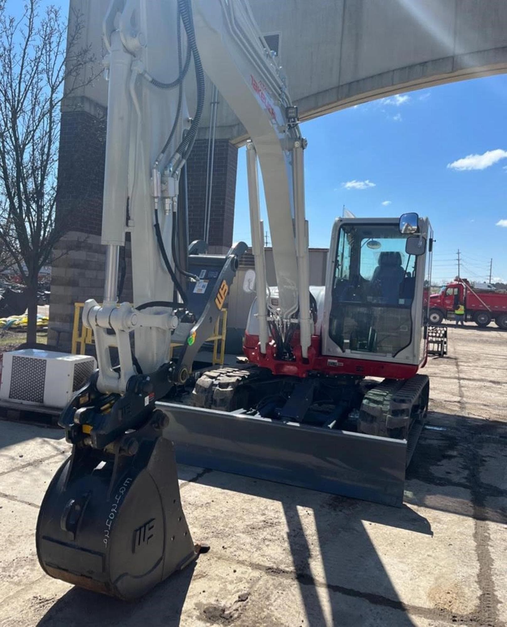 TAKEUCHI TB290 FKUEDJs.jpeg