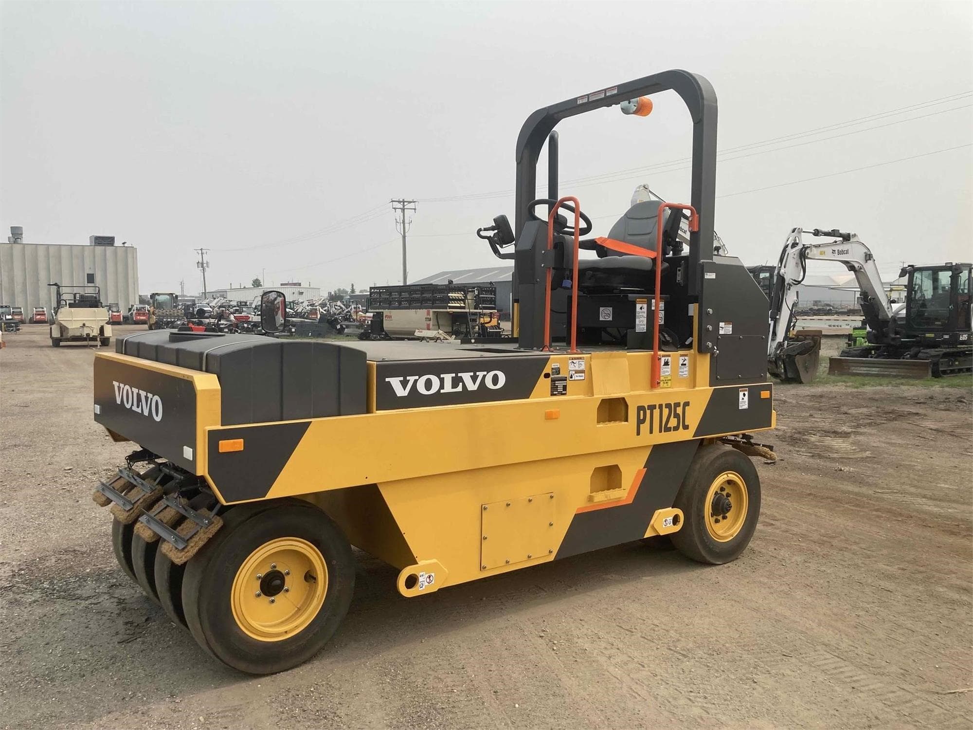 VOLVO PT125C mf0r65R.jpeg