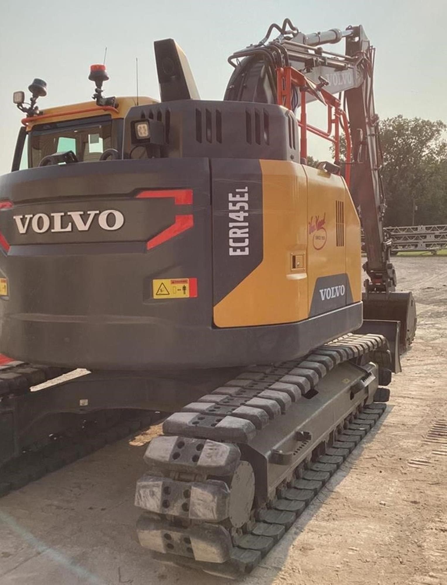 VOLVO ECR145EL XeAdsOw.jpeg