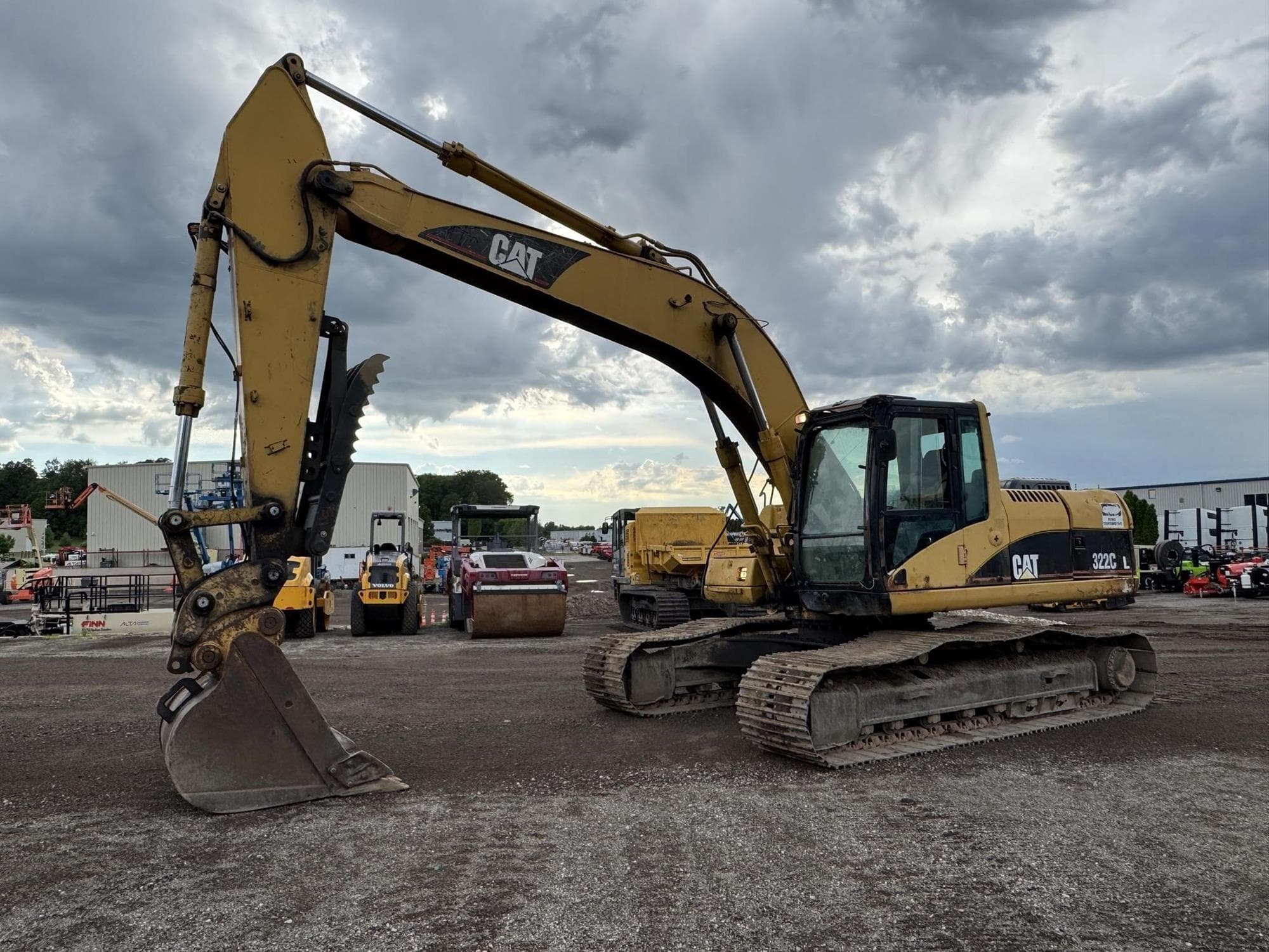 CATERPILLAR 322CL QtJpMEQ.jpeg