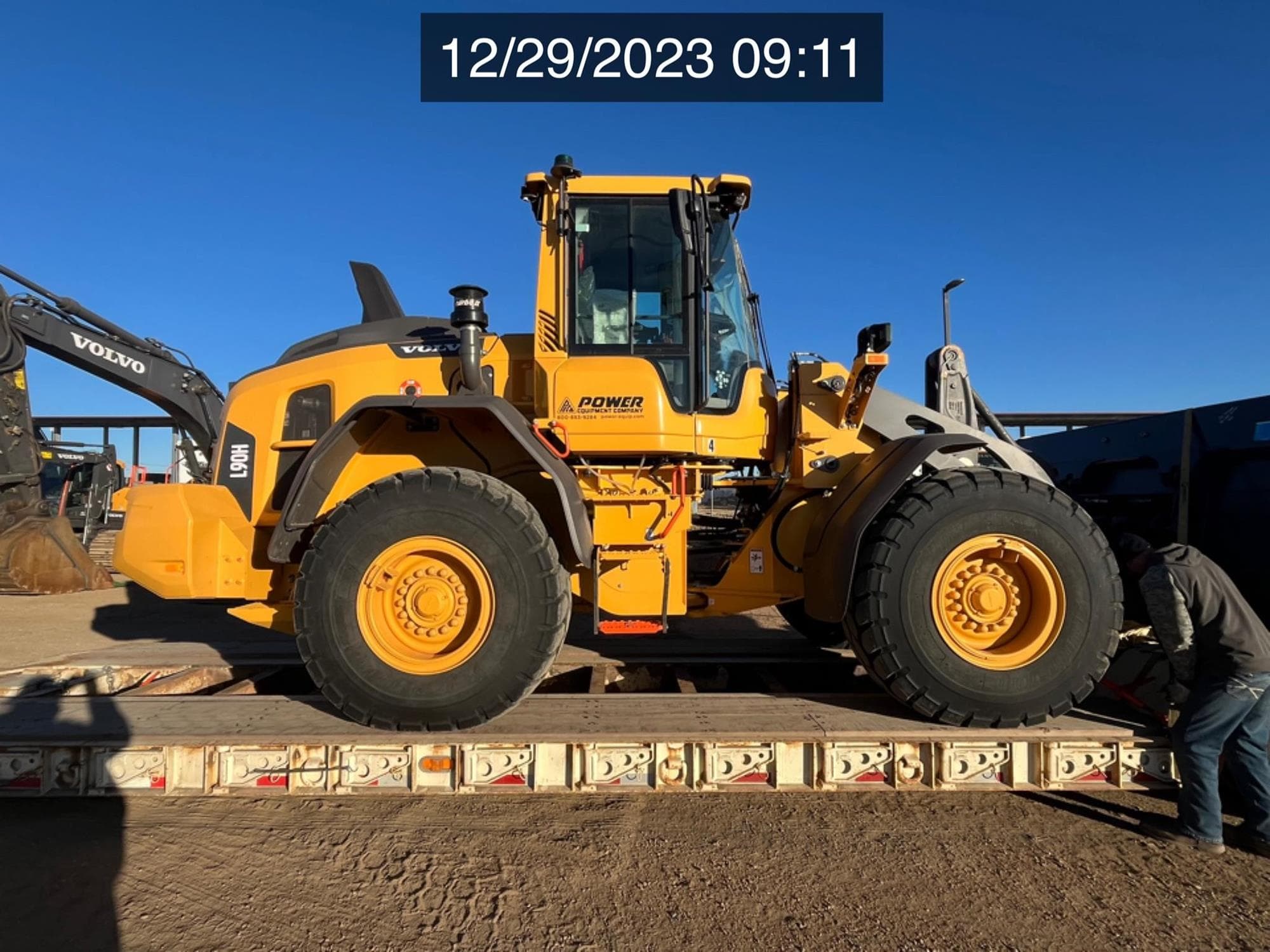 VOLVO L90H 7XrpZim.jpeg