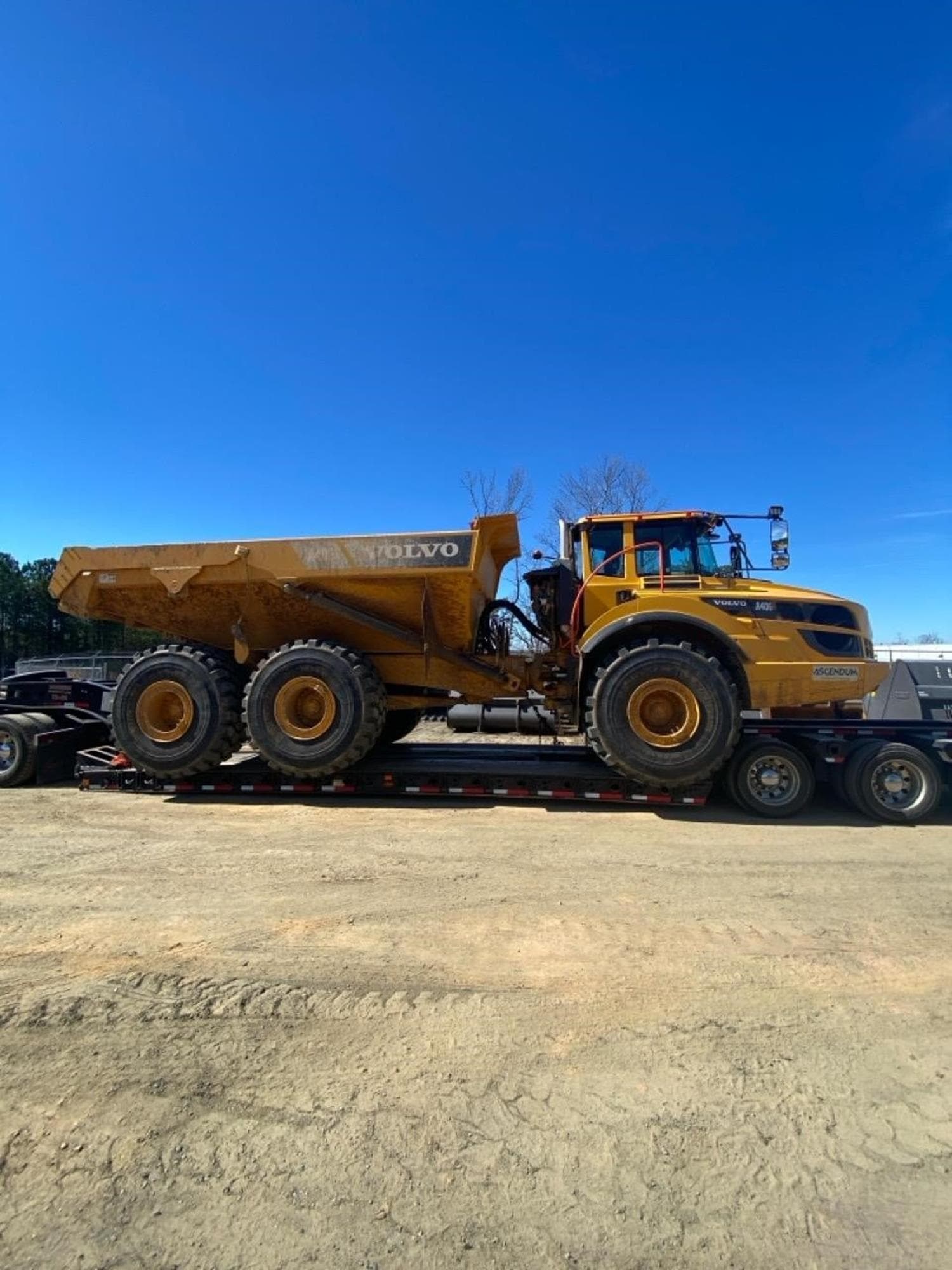 VOLVO A40G bVoEqay.jpeg