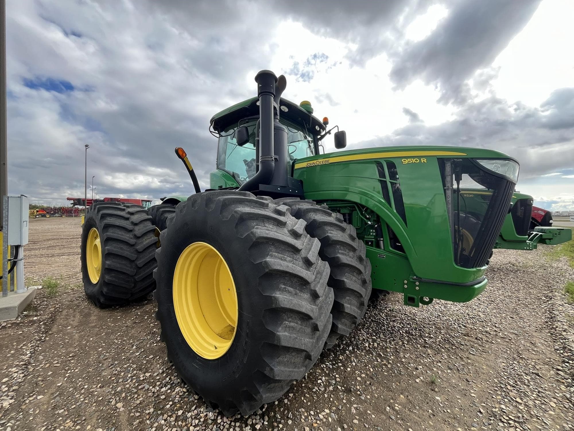JOHN DEERE 9510R pj0%2bN.jpeg