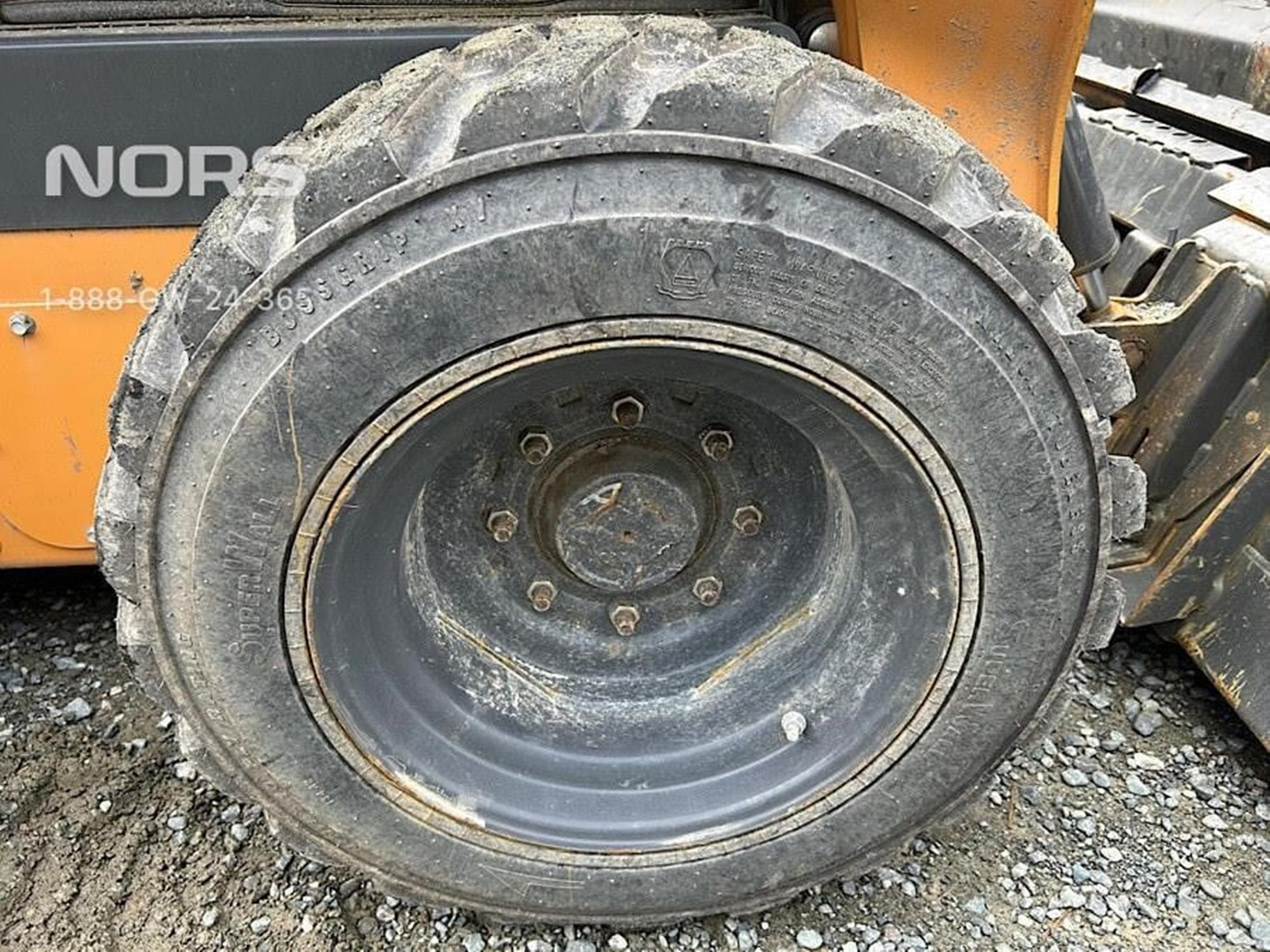 CASE SR200 %2fWlfz.jpeg