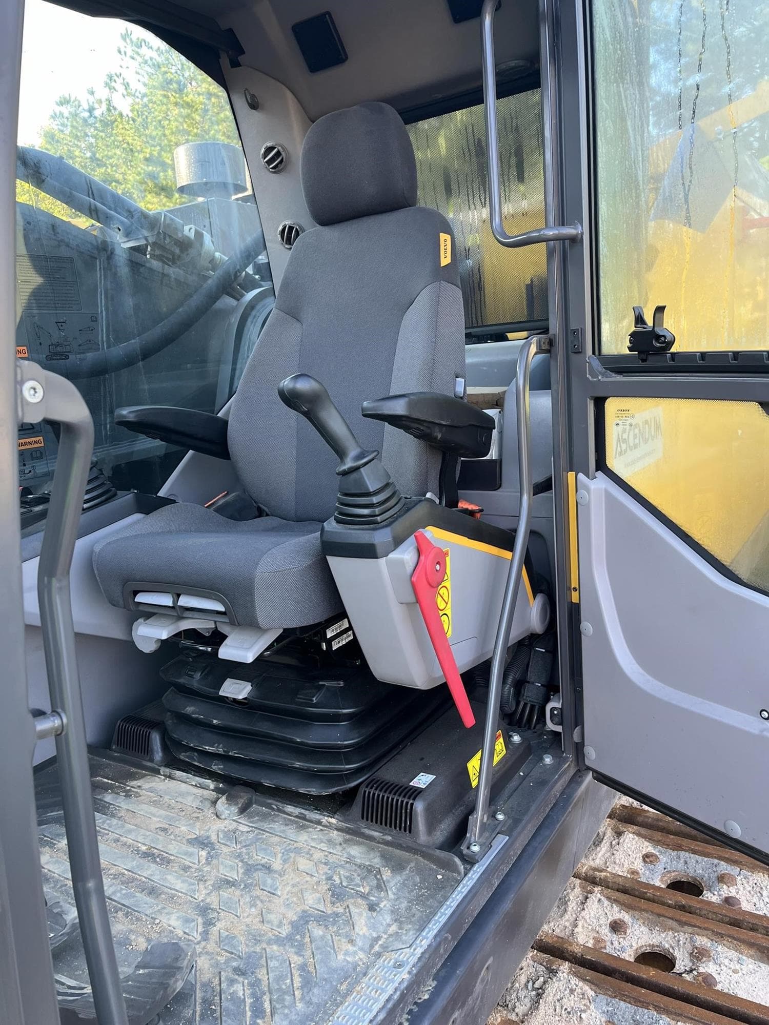VOLVO EC950FL qja3u95.jpeg