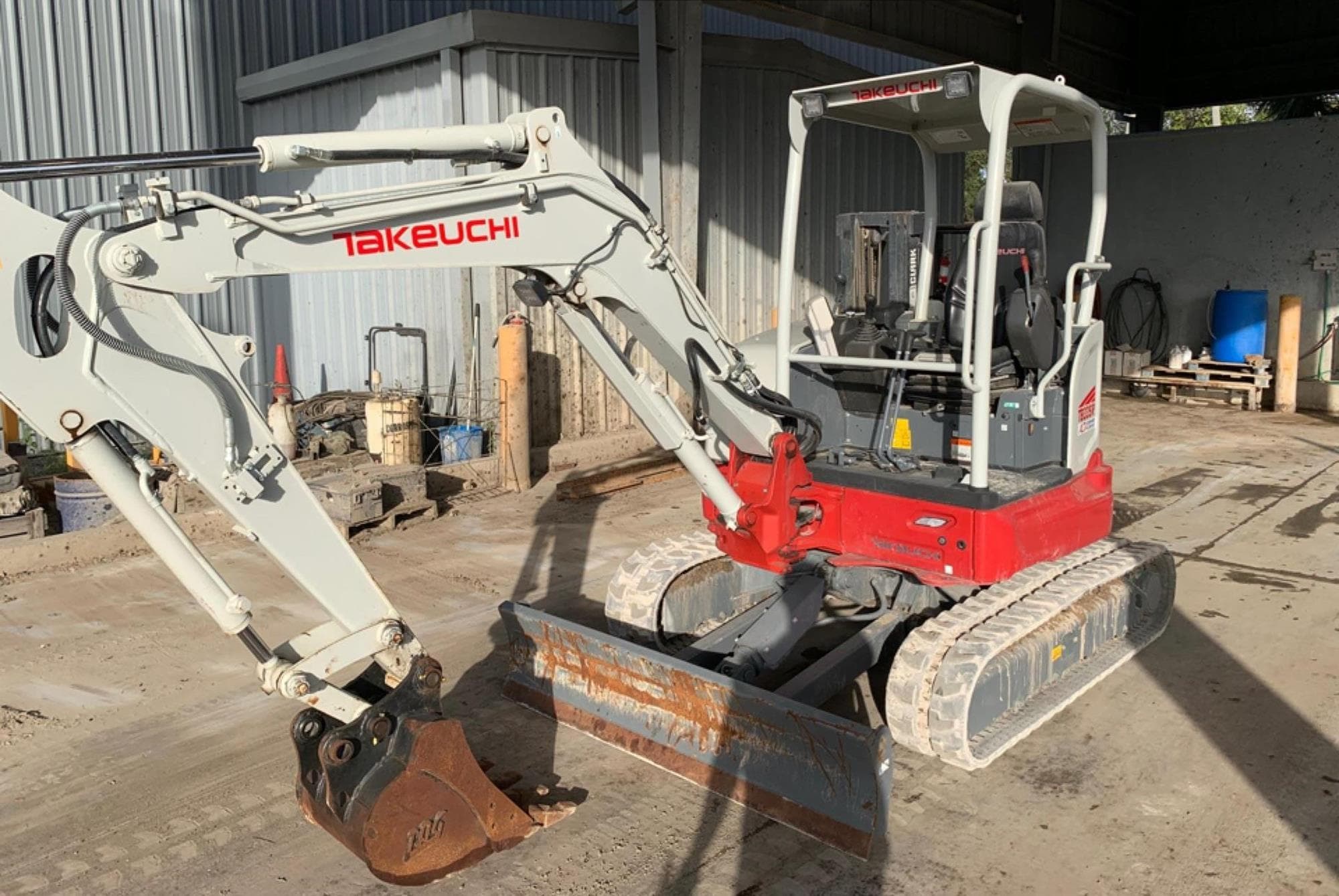 TAKEUCHI TB335R S9Jme2D.jpeg