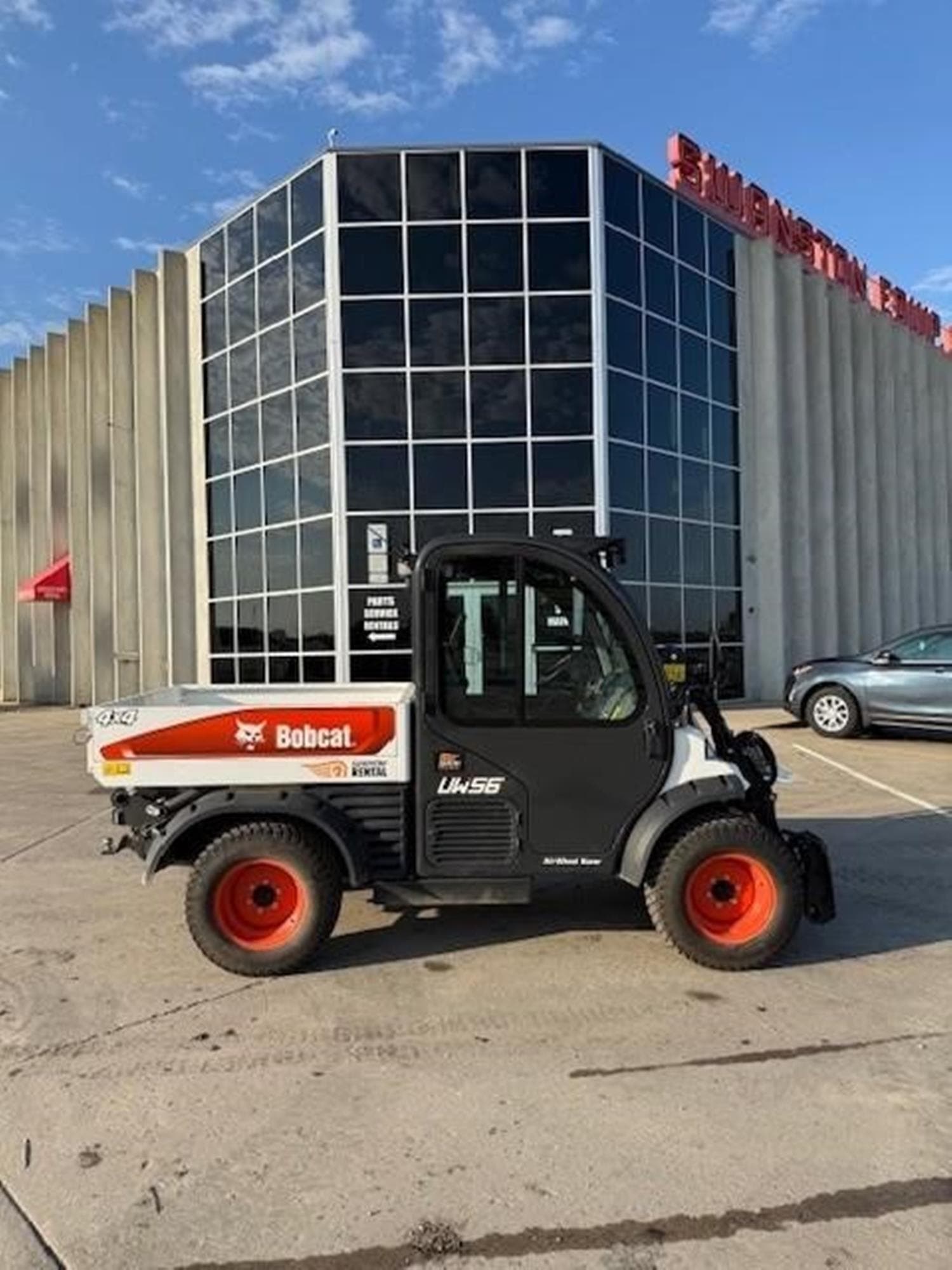 BOBCAT TOOLCAT UW56 %2fMNBr.jpeg