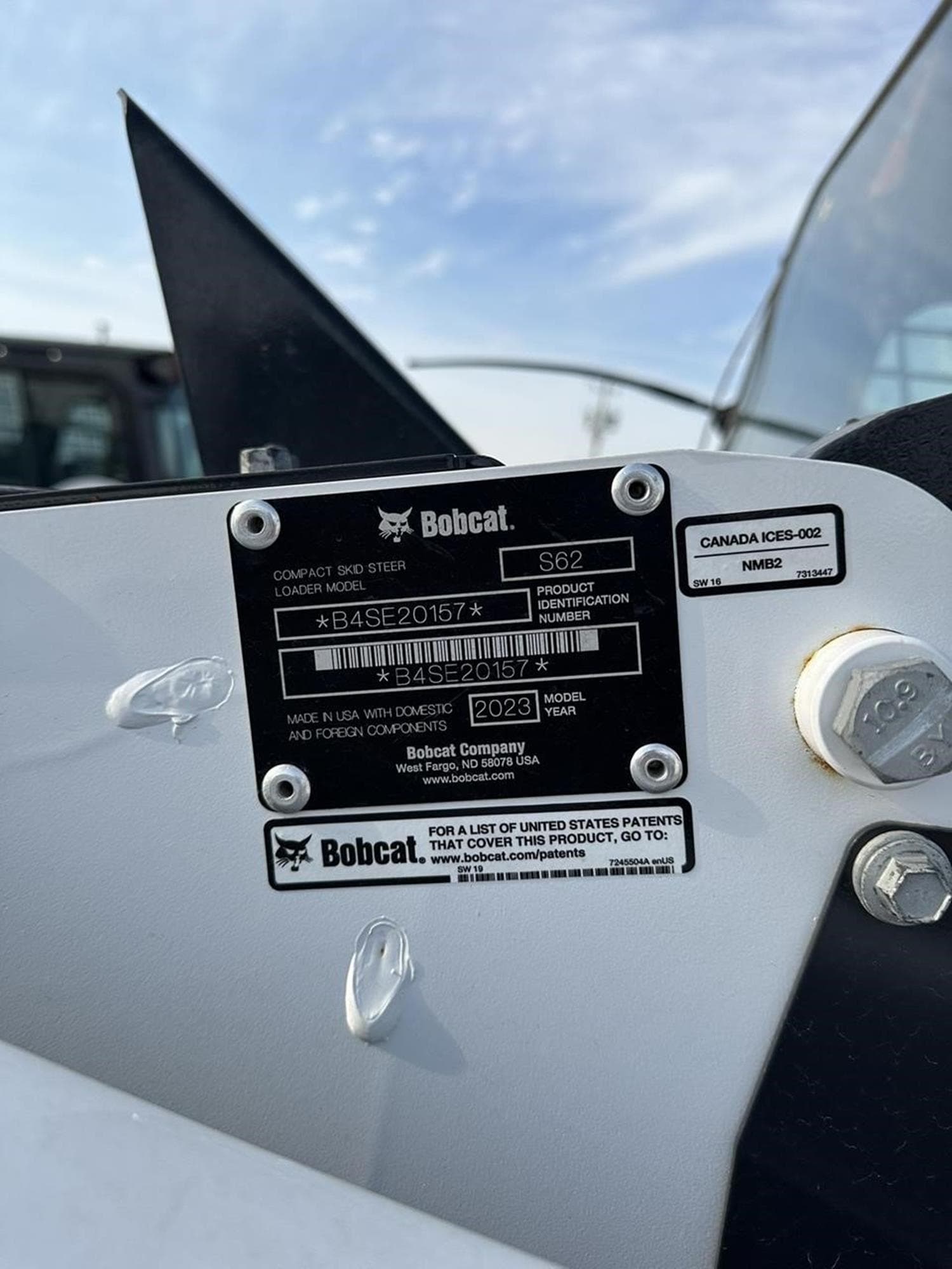 BOBCAT S62 2fu61Uj.jpeg