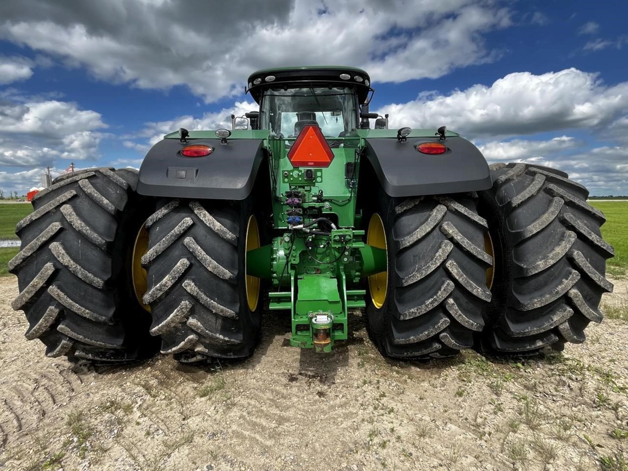 JOHN DEERE 9520R Gfle8QX.jpeg