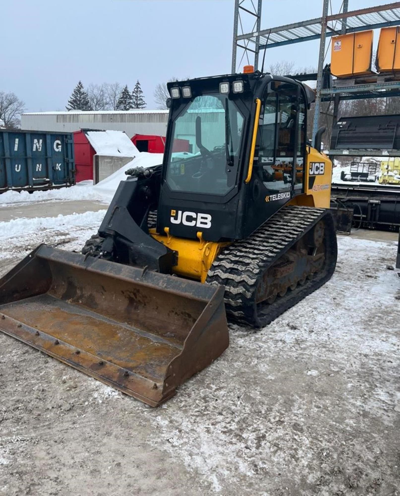 JCB 3TS-8T 5zTvBQV.jpeg
