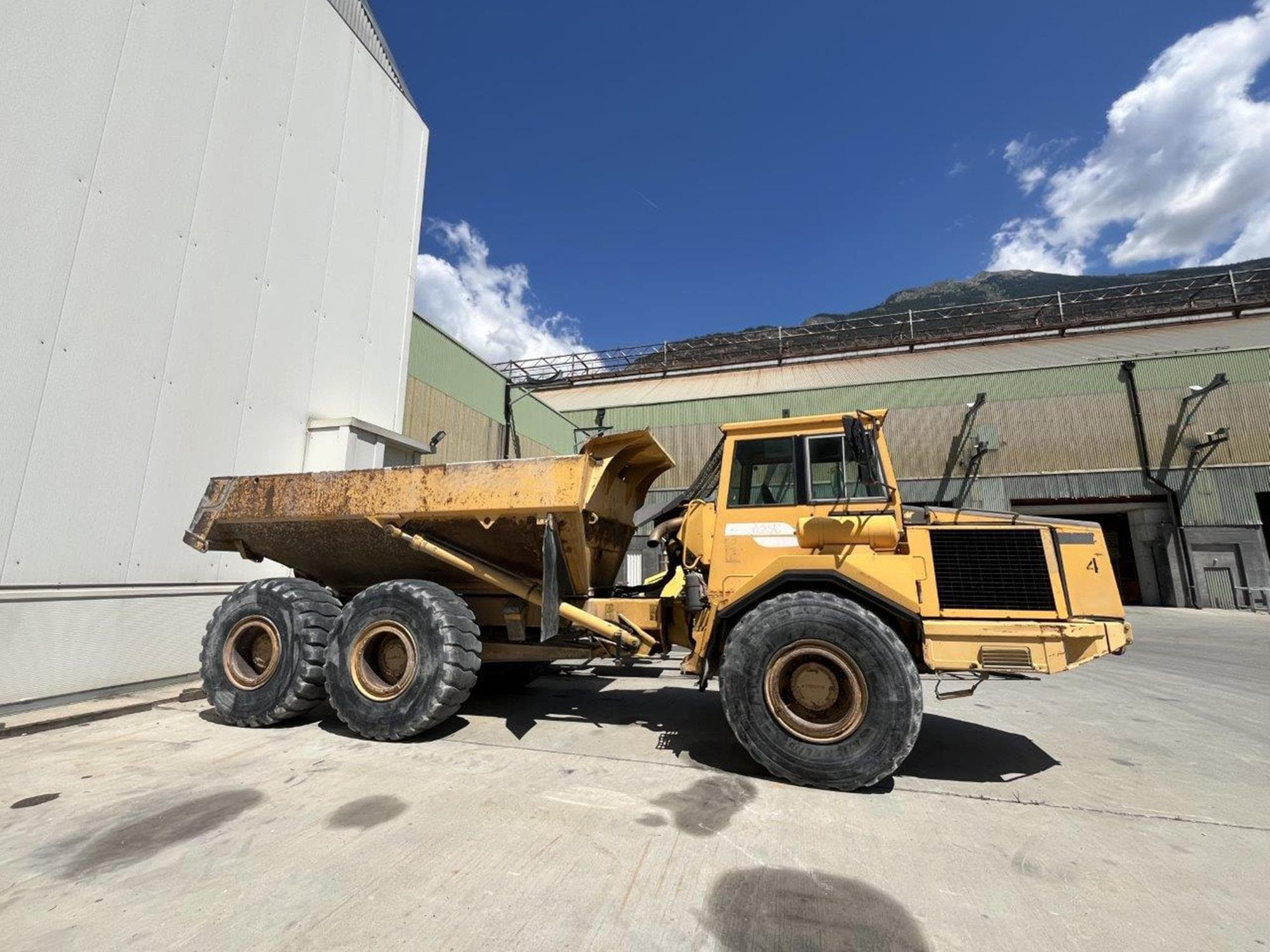 Volvo_A25C_5350V11216_-10485_52.JPG