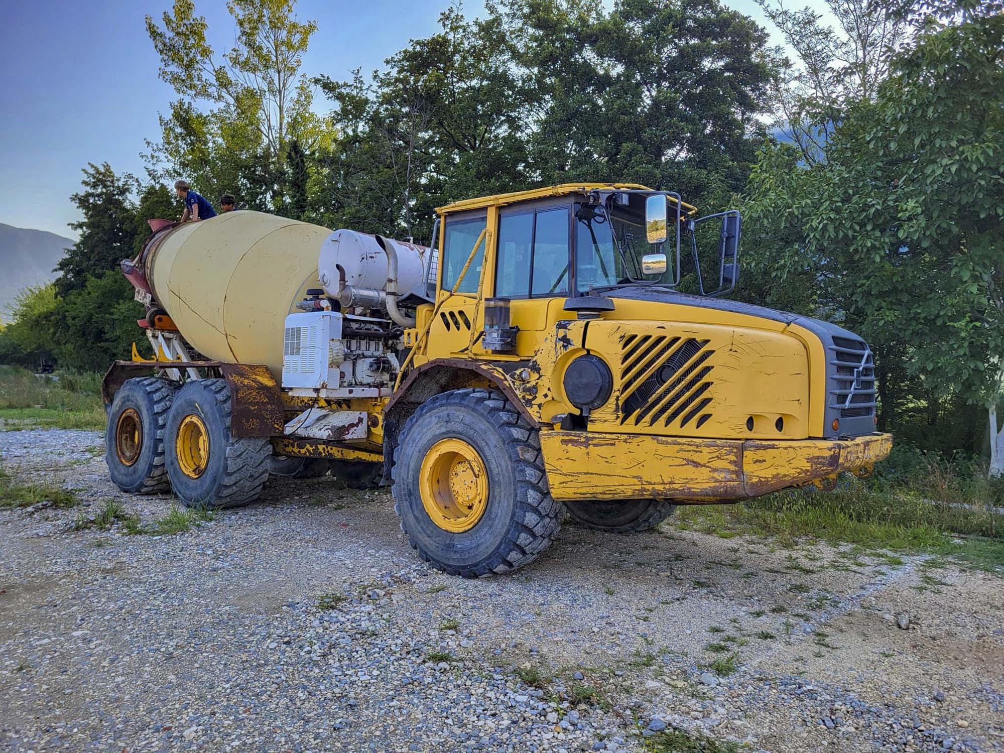 Volvo_A25D_11299_2002_003.jpg