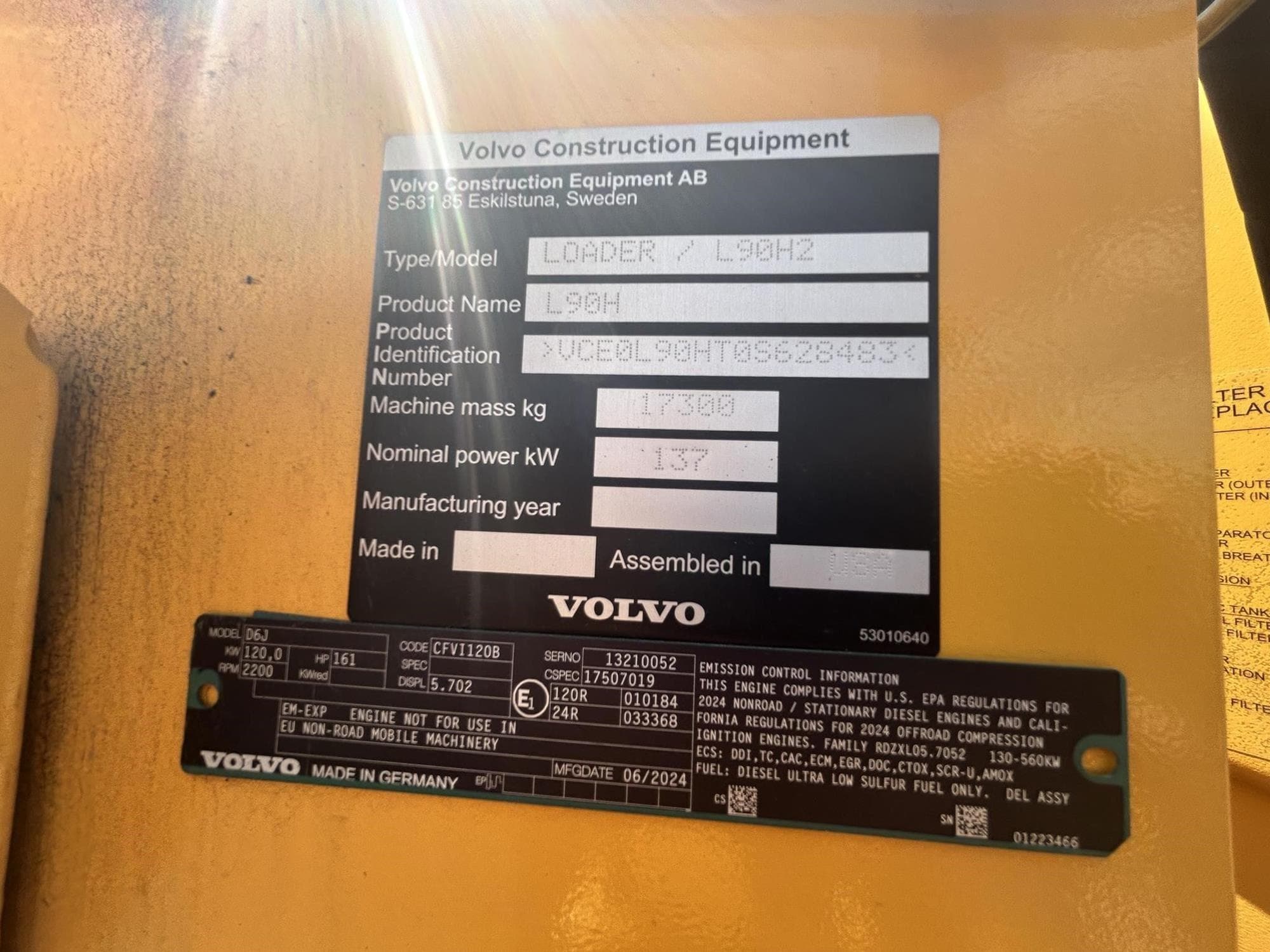 VOLVO L90H JCPmc8S.jpeg