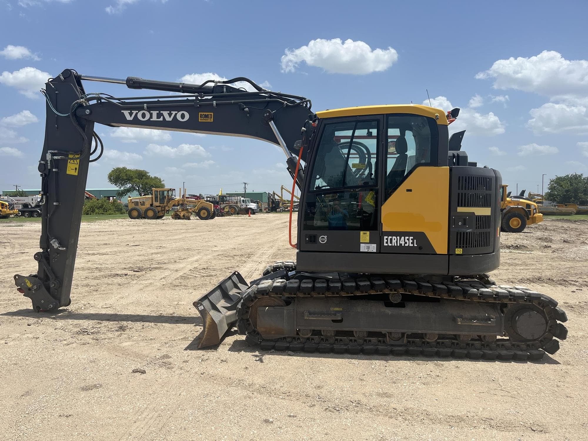VOLVO ECR145EL 6%2fDrk.jpeg