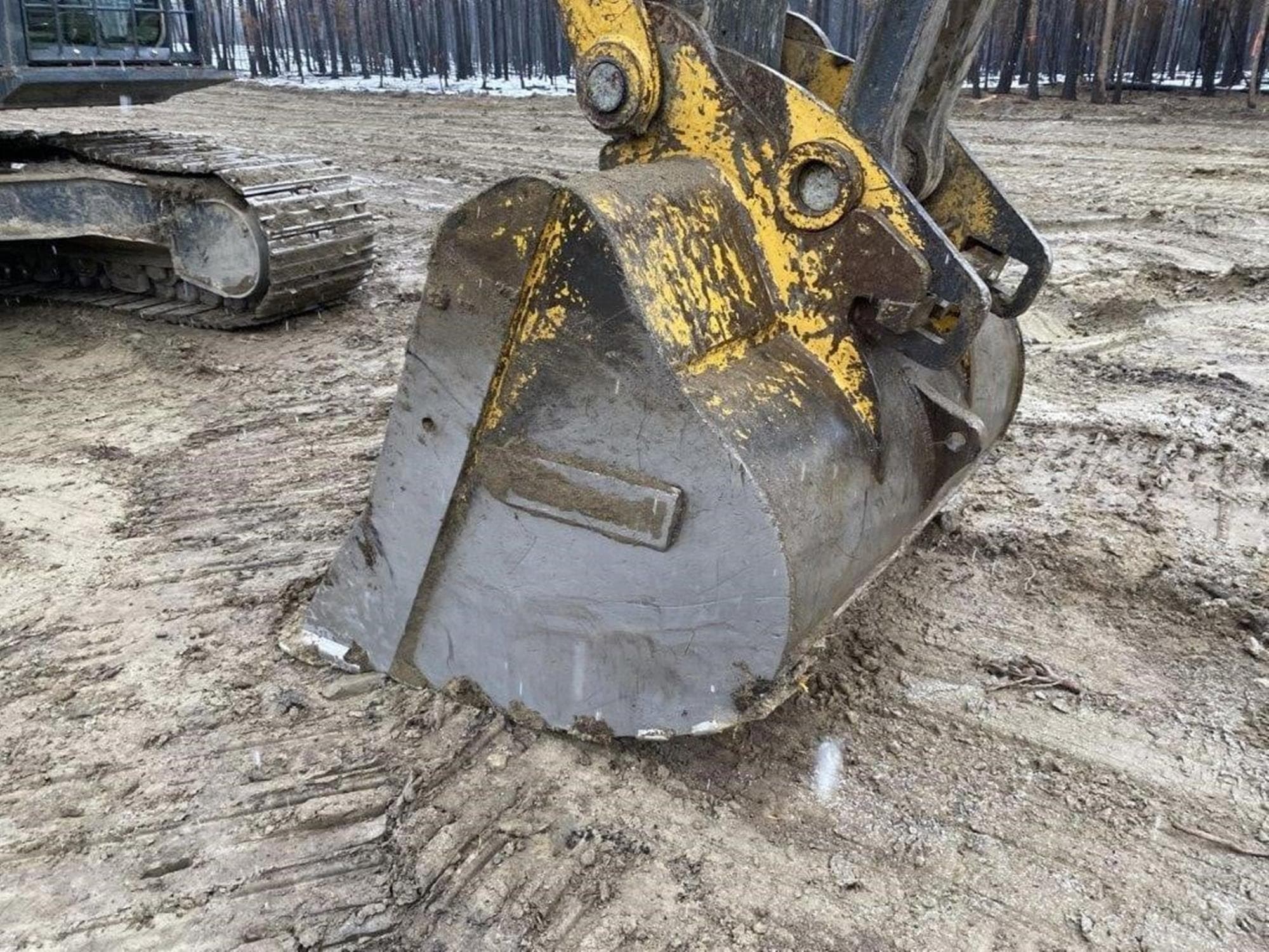 DEERE 300G LC fQ2ogAk.jpeg
