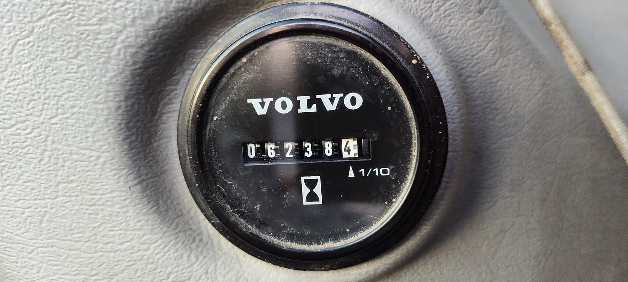 VOLVO EC140DL uMJhs5Y.jpeg