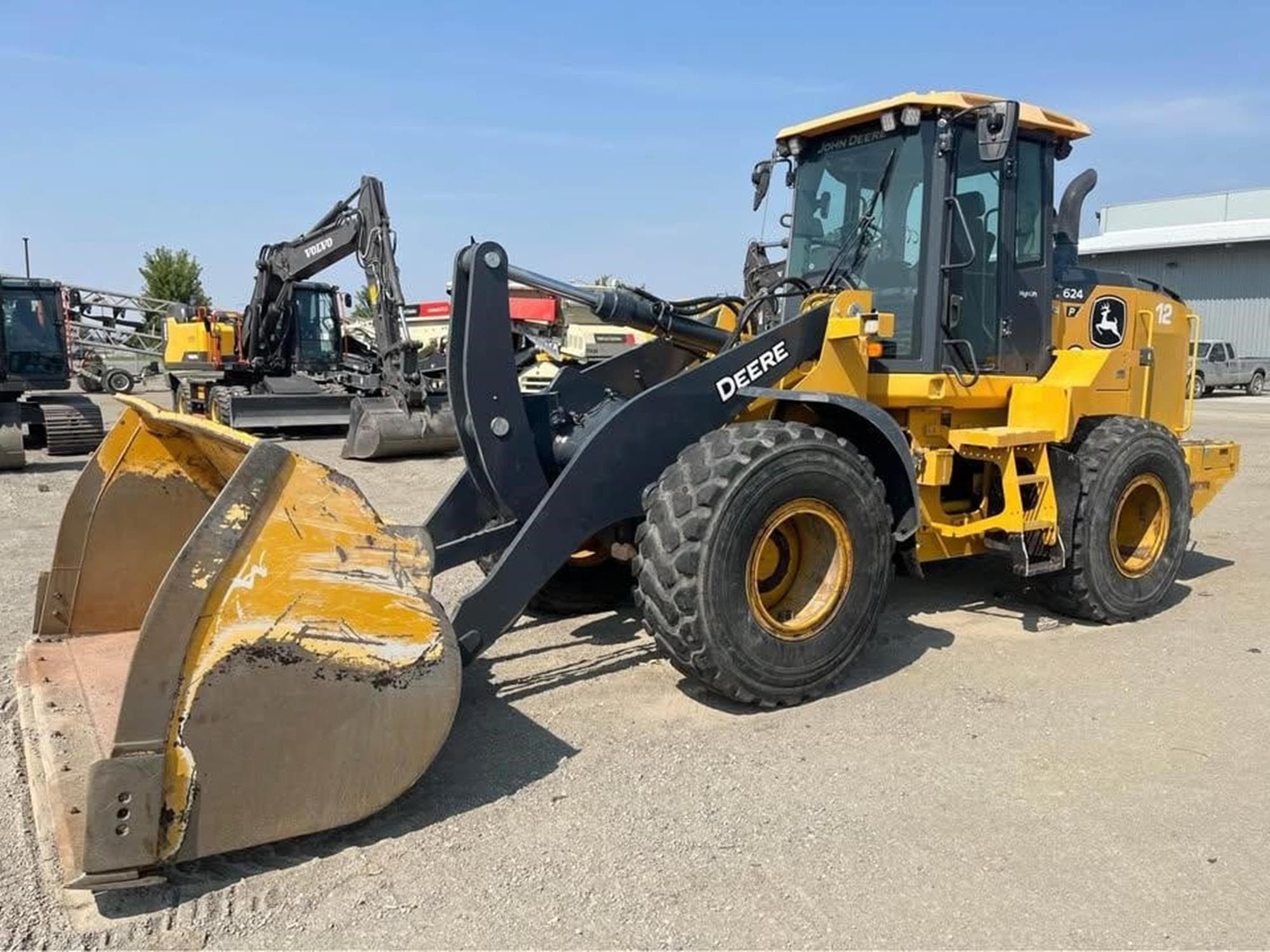 DEERE 624 P-TIER 3Lc0Nhc.jpeg