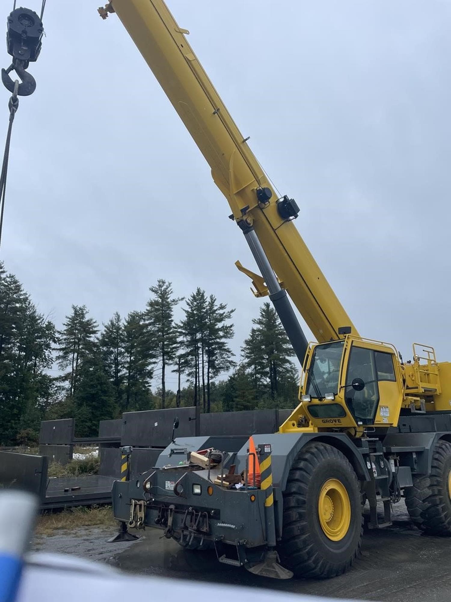 GROVE RT770E QfikST6.jpeg