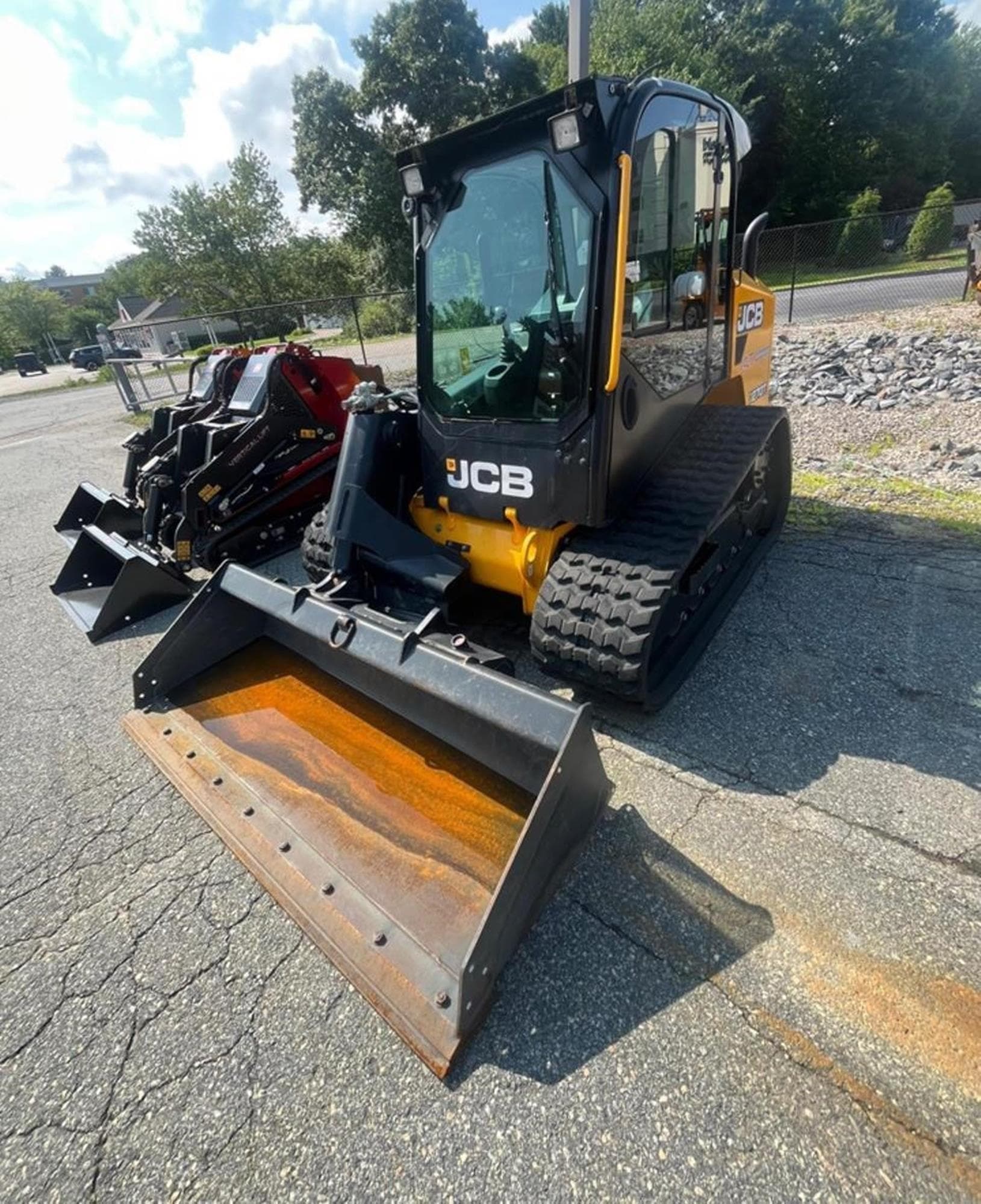 JCB 270T GFjFjpm.jpeg