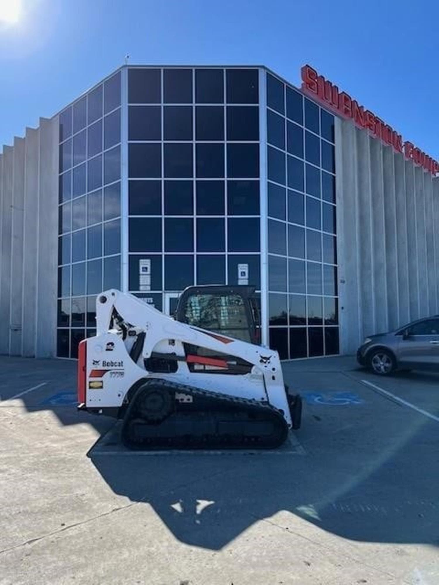 BOBCAT T770 bDpKxrB.jpeg